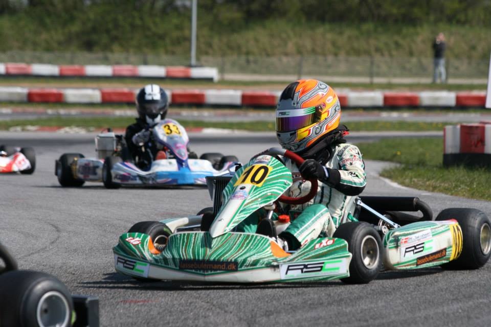 Malthe Jakobsen i hans Tony kart med start nr 10 på Vojens gokart center
